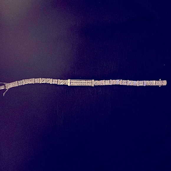 Unisex Bracelet, 100% sterling silver 8 1/2 inches in length - Picture 1 of 8